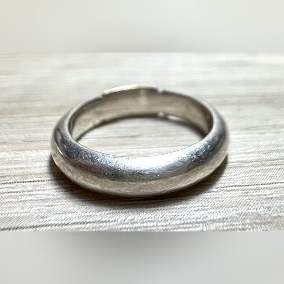 Vintage Designer Signed Sterling Silver/14K Gold Modernist Band Ring, Size 6 - Picture 3 of 8